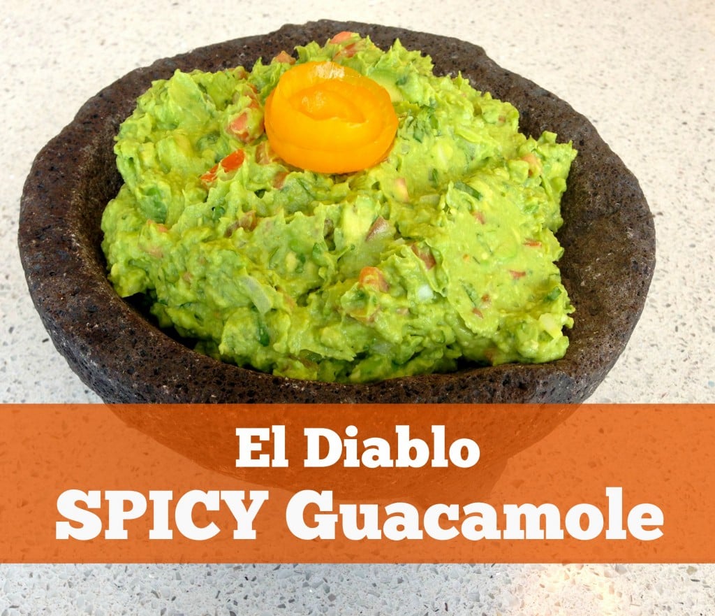 Spicy Guacamole #Spicy #Guacamole - www.thehungrytravelerblog.com