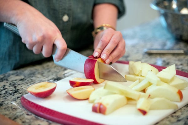 The Easiest Way to Cut Apples | Tips for Better Baking | The Hungry Traveler 