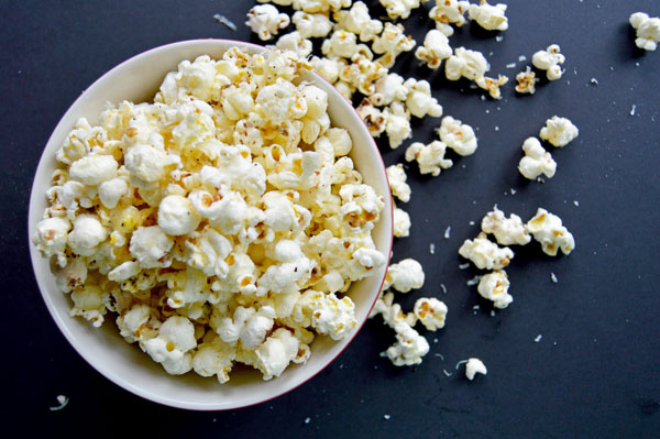 Truffle Parmesan Popcorn | www.thehungrytravelerblog.com