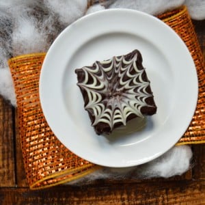 Halloween Brownies | www.thehungrytravelerblog.com