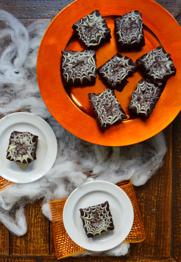 Halloween Brownies | www.thehungrytravelerblog.com