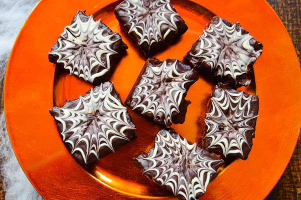 Halloween Brownies | www.thehungrytravelerblog.com