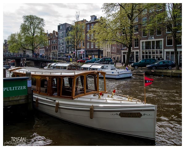 Amsterdam Canals Salon Boat Ride | Eating Amsterdam Food Tour - Jordaan Food and Canals Tour