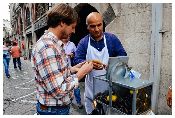 eating mussels on the street on Istanbul Grand Bazaar Tour