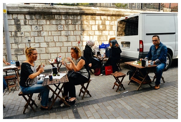 locals enjoying lunch on Istanbul Grand Bazaar Tour