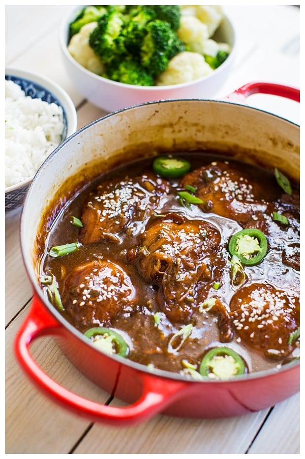 Vietnamese Caramel Chicken -- chicken thighs braised in a sweet and spicy caramel sauce with jalapeños, ginger, and scallions. Serve it with steamed veggies and rice and it's a perfect weeknight dinner. 